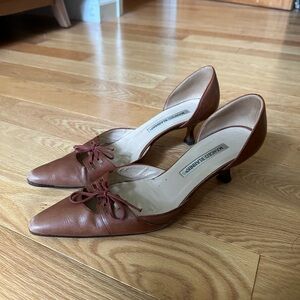 SOLD Manolo Blahnik Brown Kitten Heel